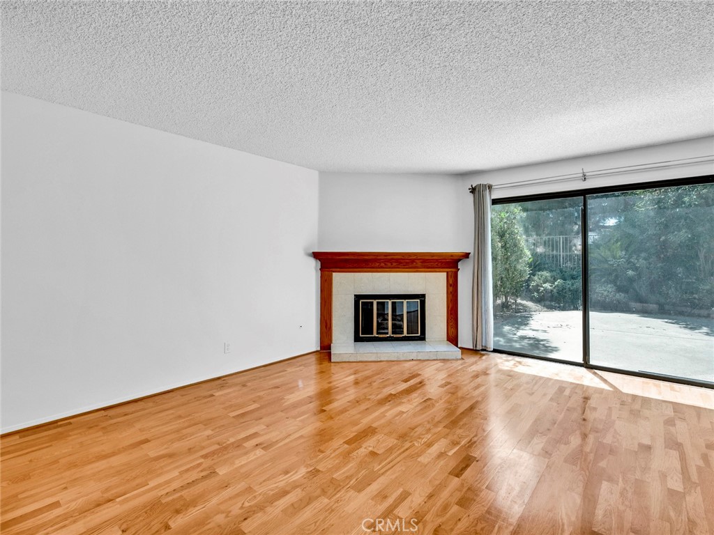 19566 Crystal Ridge Lane Porter Ranch, CA 91326 - Photo 4 of 36