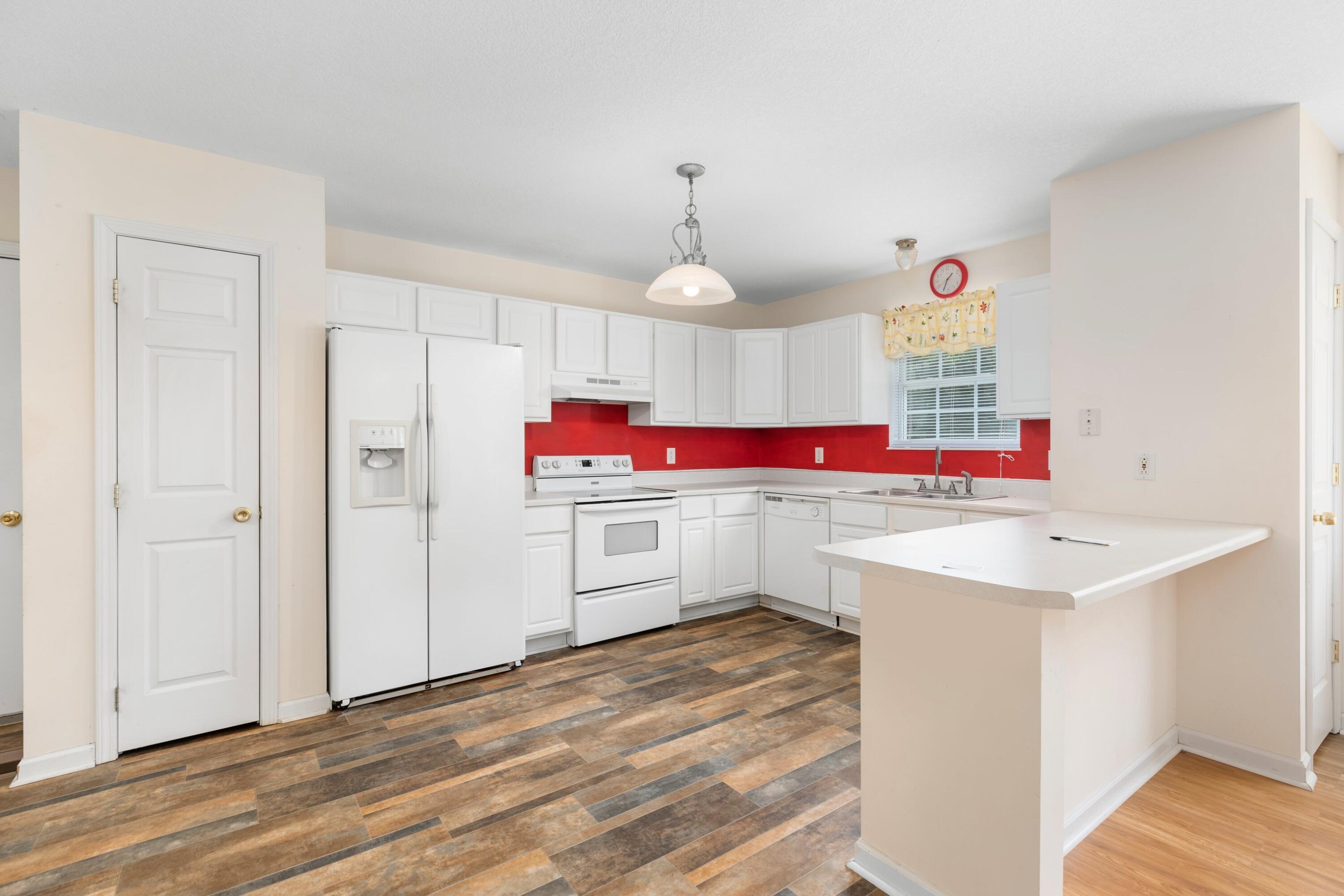 114 Graves Hollow Road Maynardville, TN 37807 - Photo 4 of 32 Interior5125.jpg-SMALL