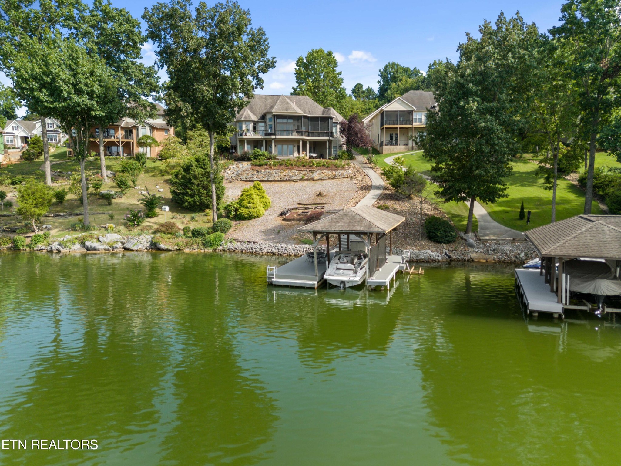 144 Inagehi Way Loudon, TN 37774 - Photo 3 of 9 Gallery Image 3