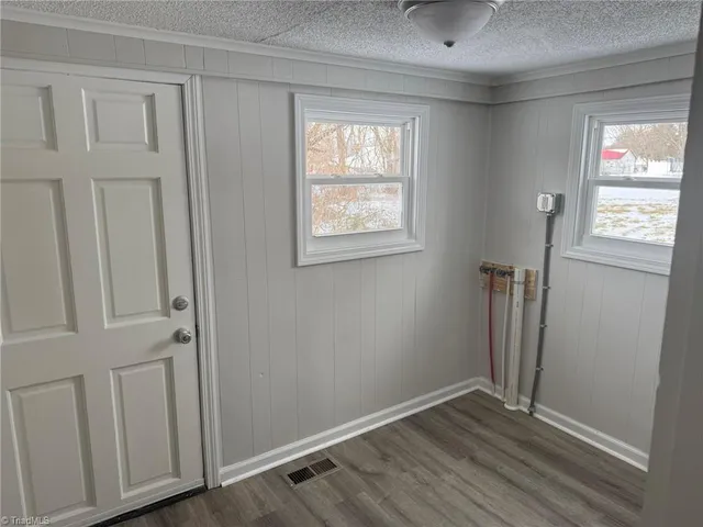 $169,999 | 108 Broad Street, Thomasville, NC 27360