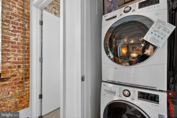 $800,000 | 515 North Washington Street, Unit 105, Alexandria, VA 22314
