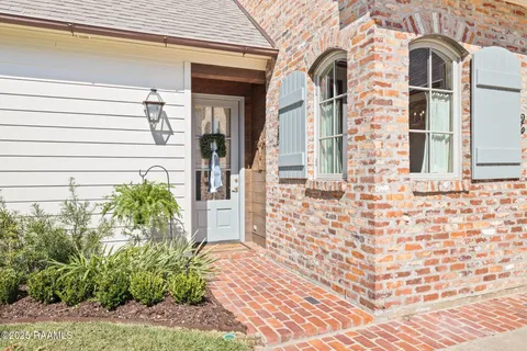 $1,179,000 | 119 Bonner Drive, Lafayette, LA 70508