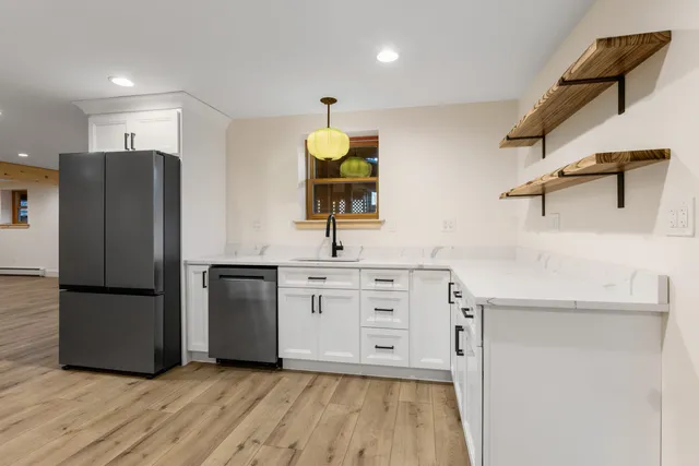 $1,900,000 | 345 Dry Hill Road, Barrington, NH 03825