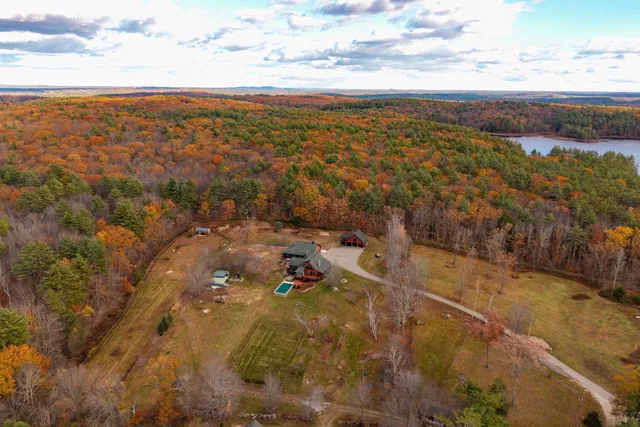 $1,900,000 | 345 Dry Hill Road, Barrington, NH 03825