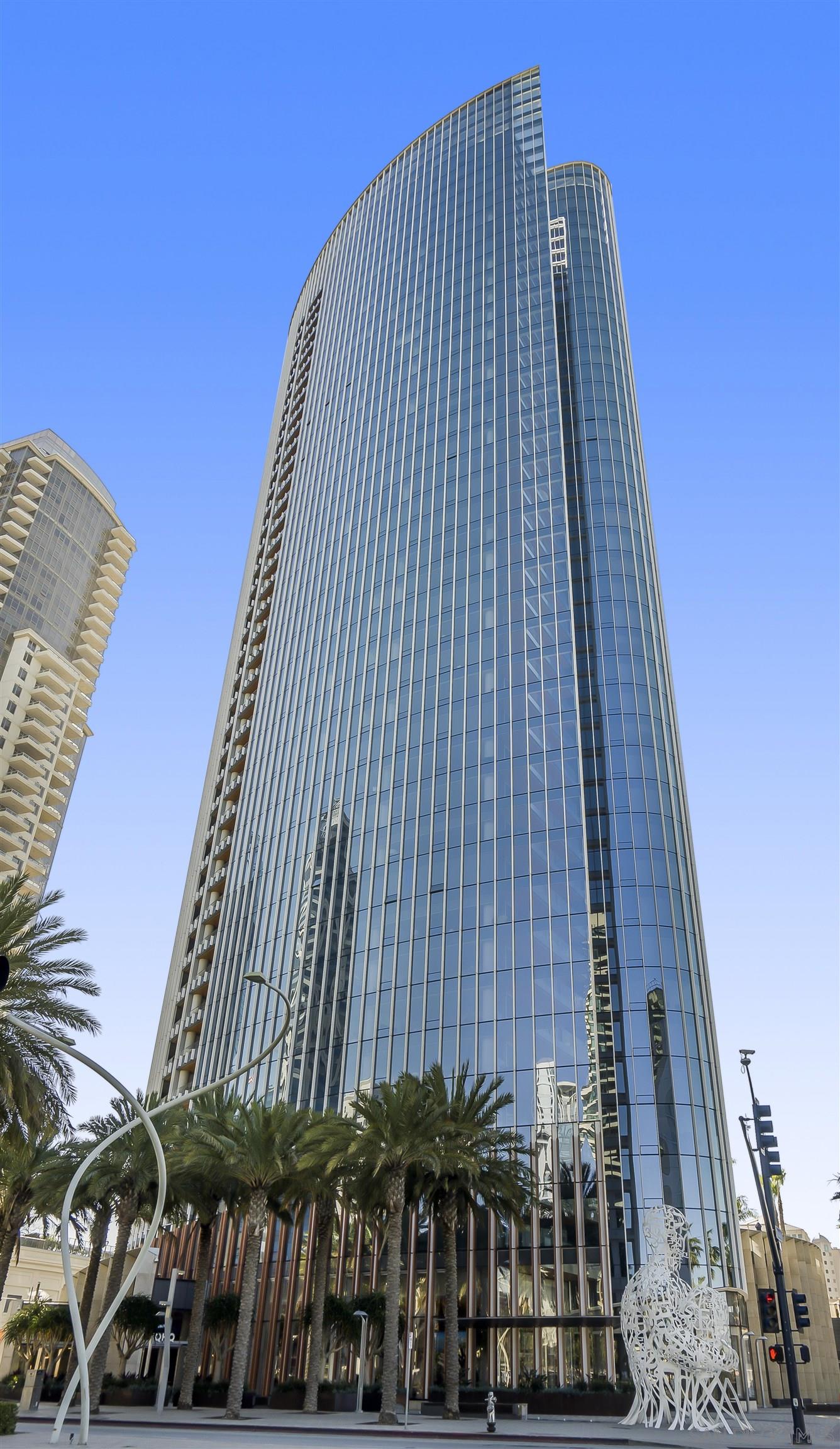 888 E Street, Unit 3602 San Diego, CA 92101 - Photo 51 of 51 a tall building with a white roof