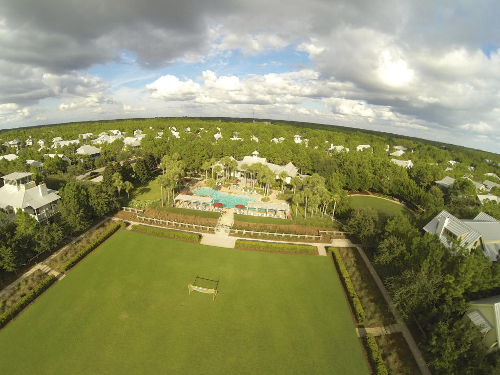 24 Pine Needle Way Santa Rosa Beach, FL 32459 - Photo 8 of 9 a view of an ocean