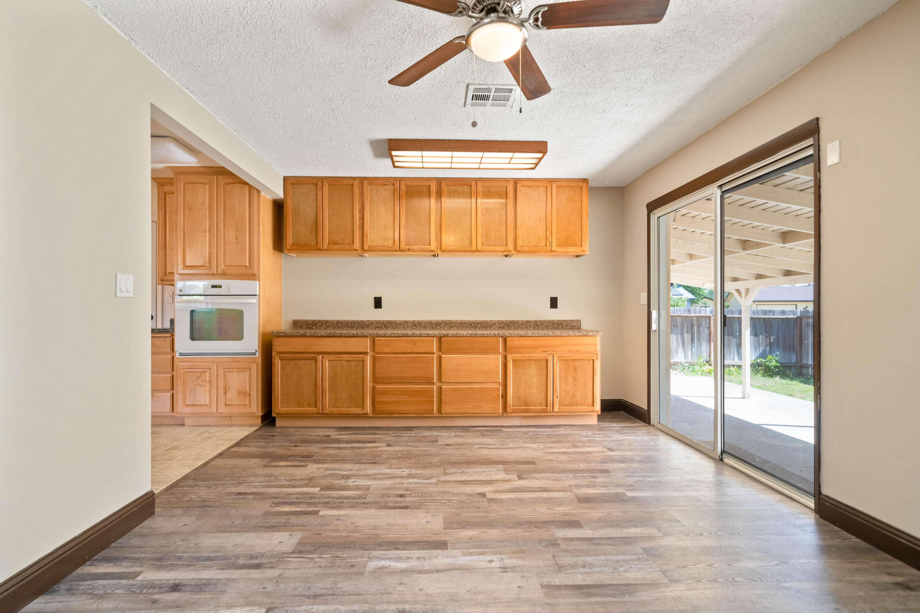 1530 Carmel Way Red Bluff, CA 96080 - Photo 15 of 36 IMG-14