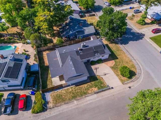 $320,000 | 1530 Carmel Way, Red Bluff, CA 96080