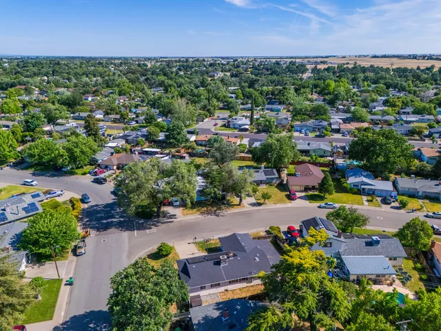 $320,000 | 1530 Carmel Way, Red Bluff, CA 96080