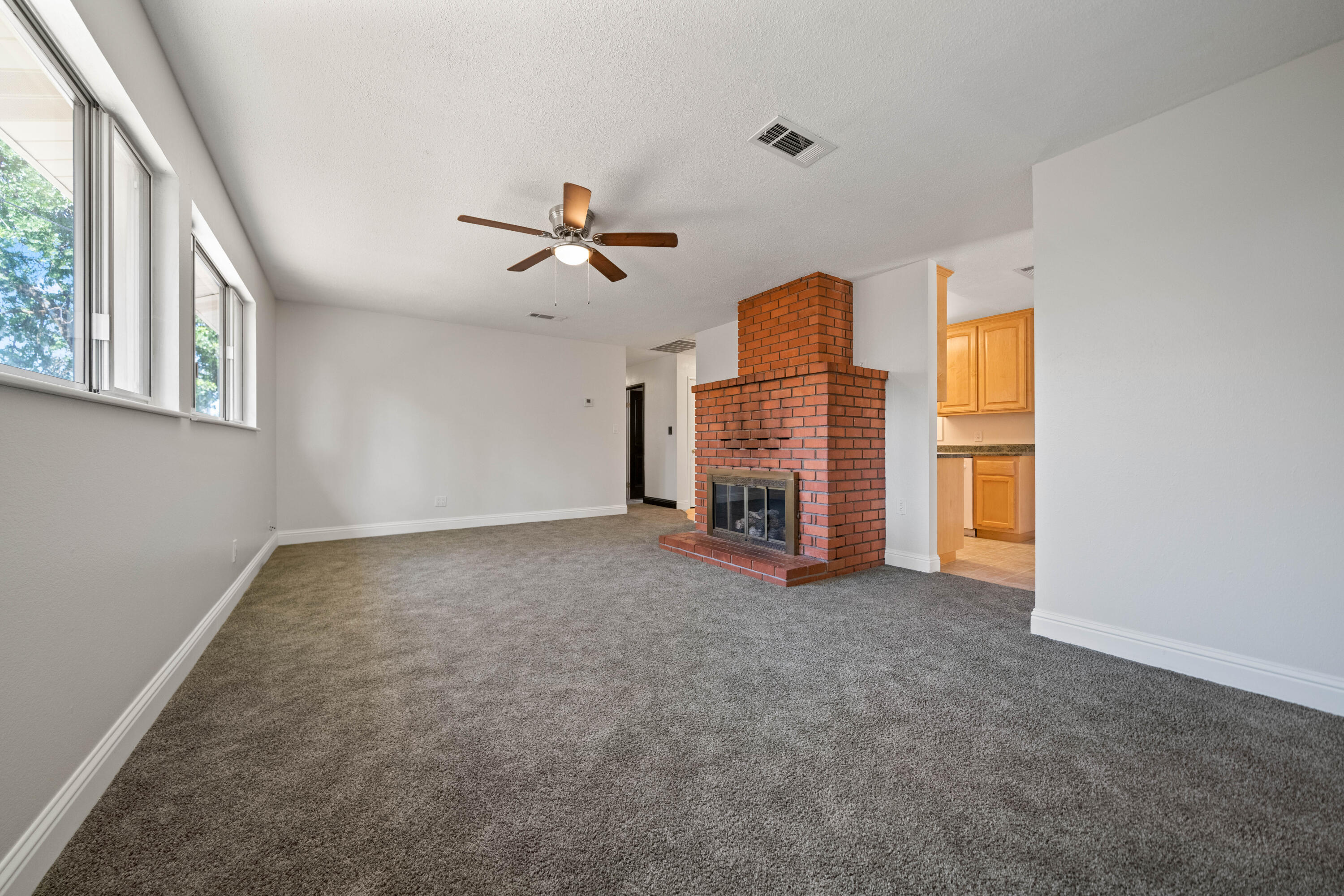 1530 Carmel Way Red Bluff, CA 96080 - Photo 7 of 36 IMG-06