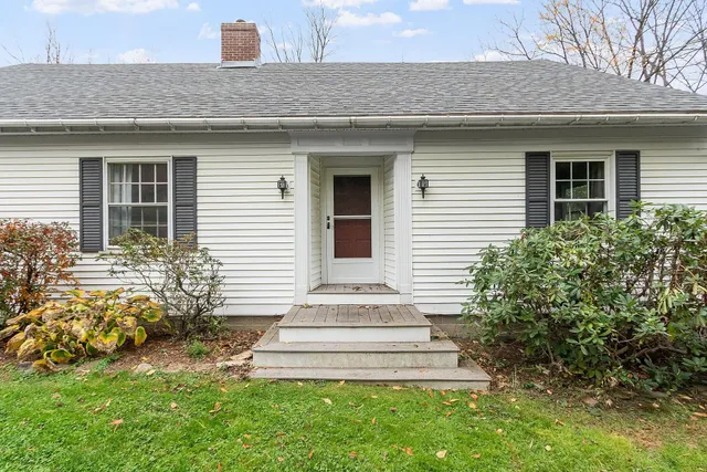 $495,000 | 42 Old Keene Road, Walpole, NH 03608