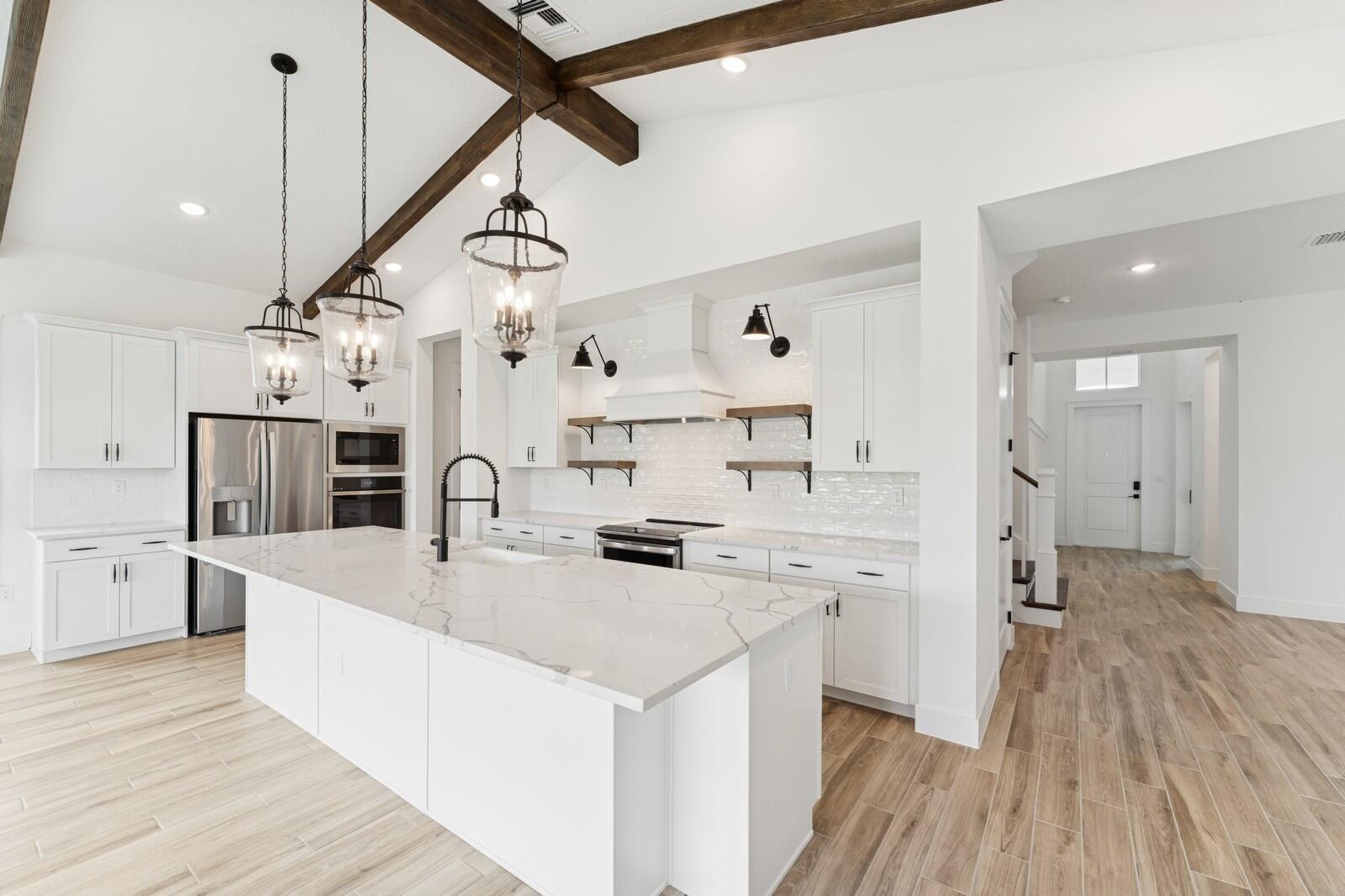 6750 Southeast Pine Drive, Unit 19 Stuart, FL 34997 - Photo 13 of 55 Kitchen & Foyer