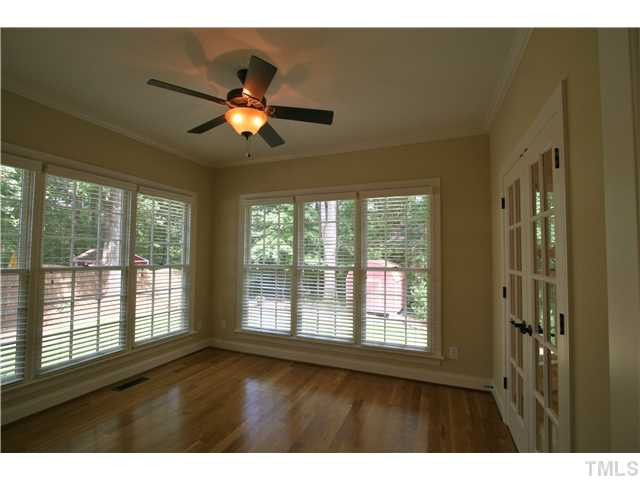 1002 Shelley Road Raleigh, NC 27609 - Photo 9 of 20 Studio/Study/Office