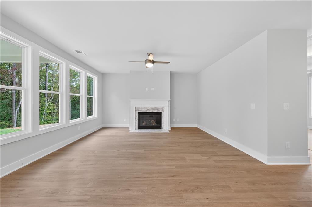 2537 Parkside Way Gainesville, GA 30507 - Photo 7 of 43