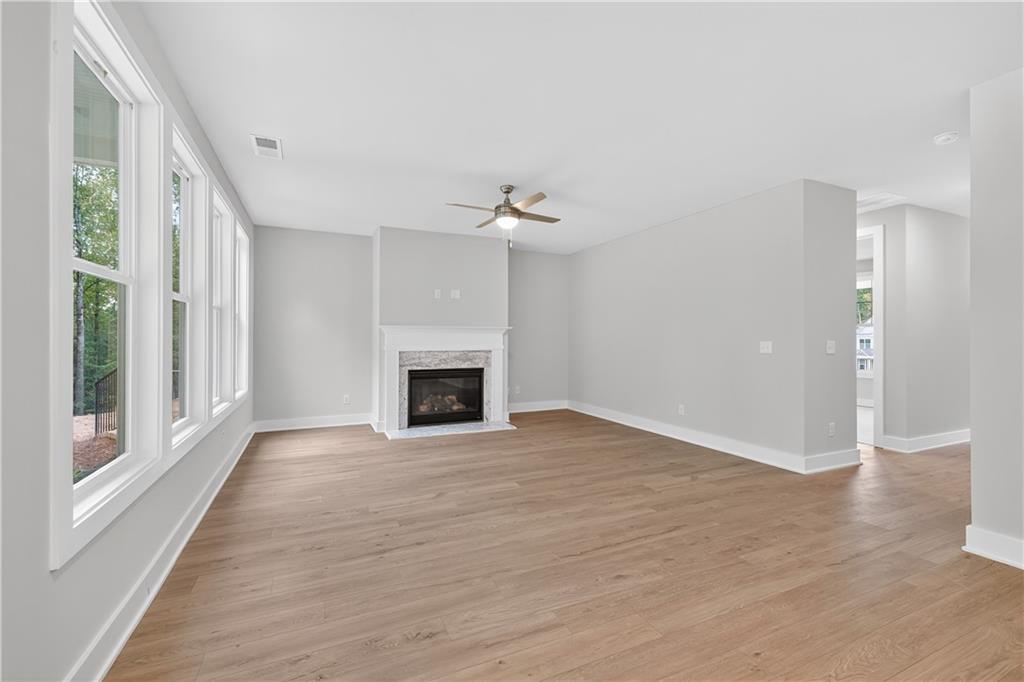 2537 Parkside Way Gainesville, GA 30507 - Photo 8 of 43