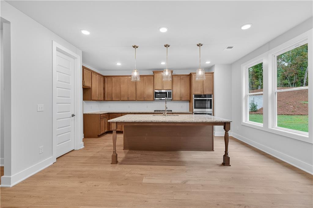 2537 Parkside Way Gainesville, GA 30507 - Photo 9 of 43