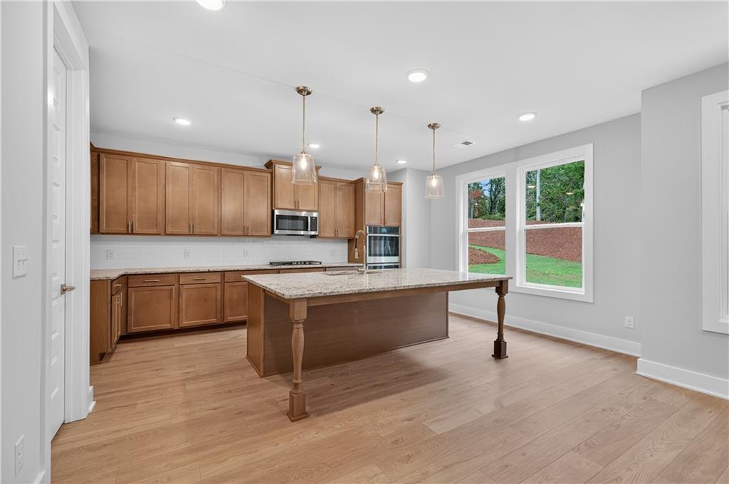 2537 Parkside Way Gainesville, GA 30507 - Photo 10 of 43