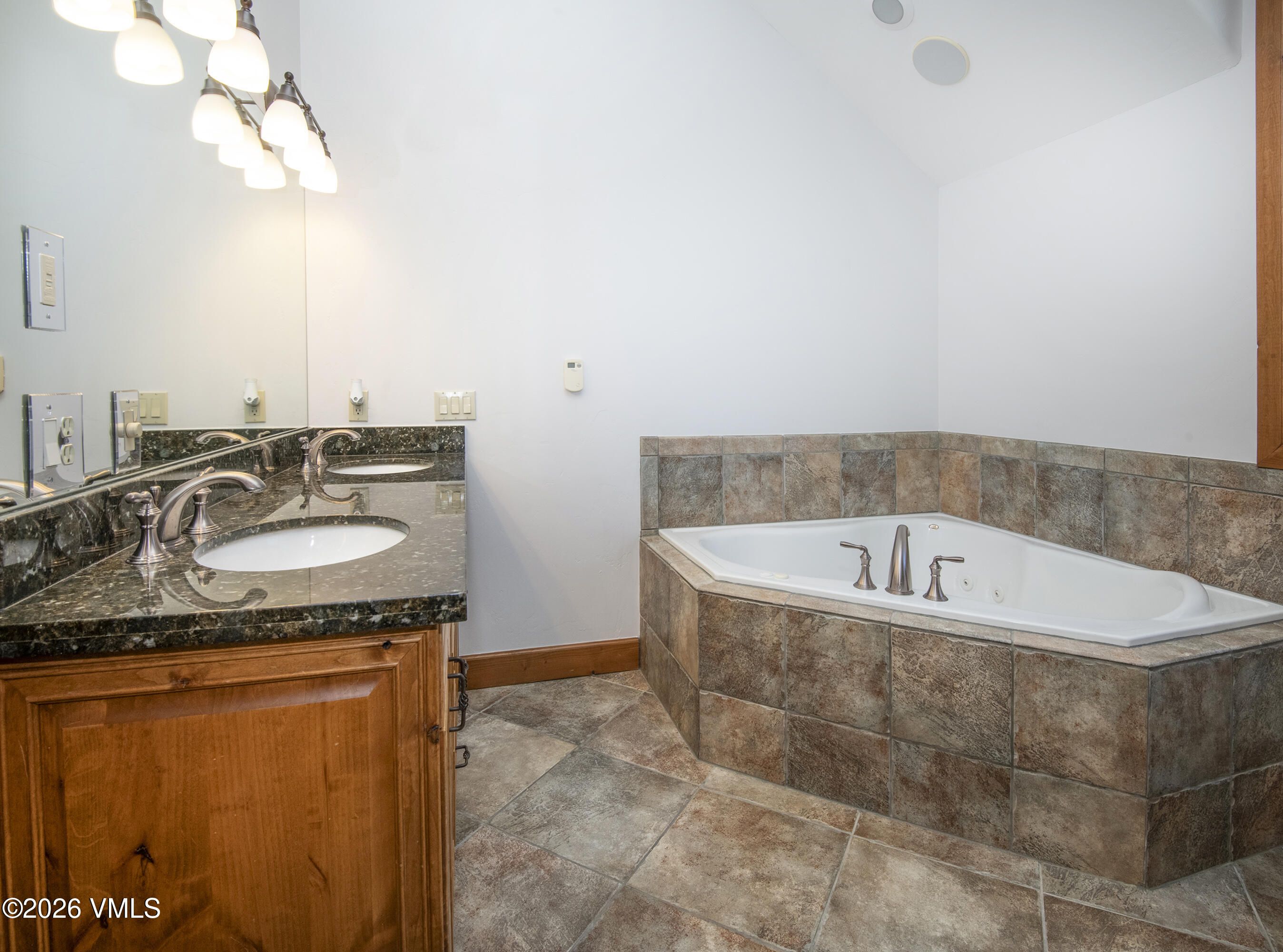 416 Eby Creek Road Eagle, CO 81631 - Photo 23 of 54 Primary Bathroom