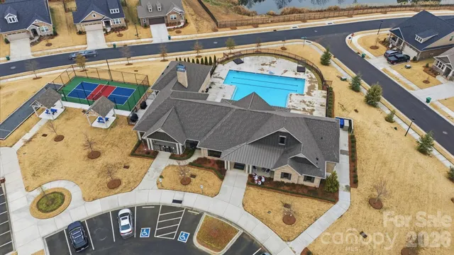 $699,900 | 3523 Marchers Trace Drive, Charlotte, NC 28227