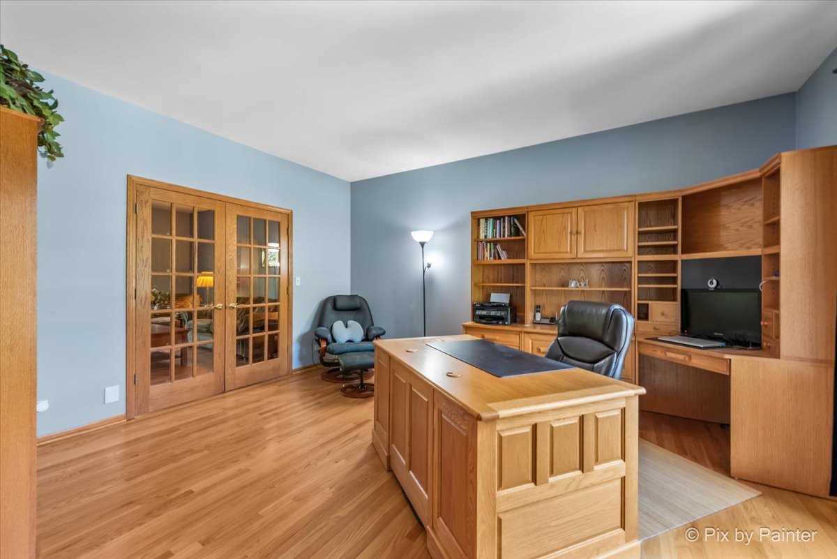 10620 Red Hawk Lane Spring Grove, IL 60071 - Photo 12 of 68 Gallery Image 12
