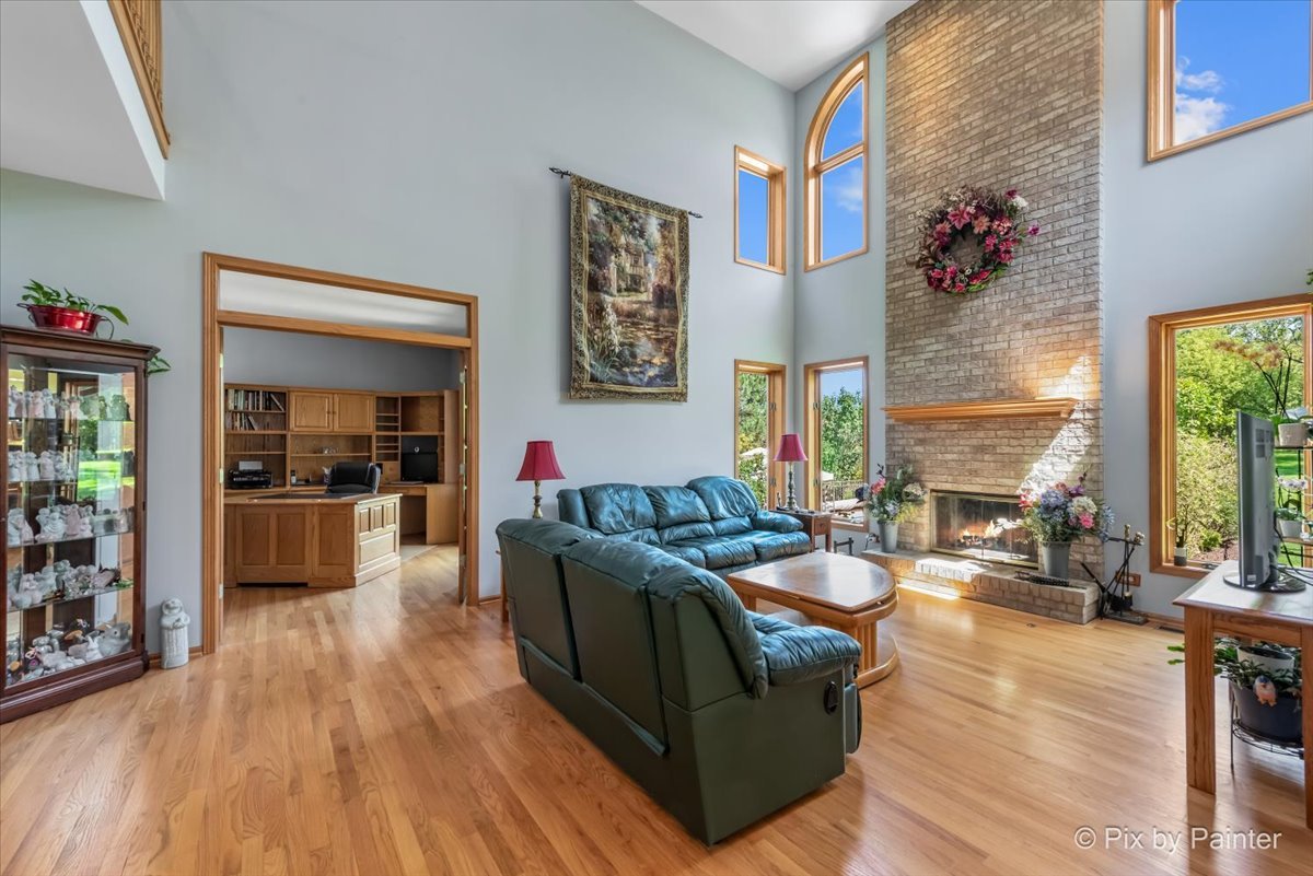 10620 Red Hawk Lane Spring Grove, IL 60071 - Photo 14 of 68 Gallery Image 14