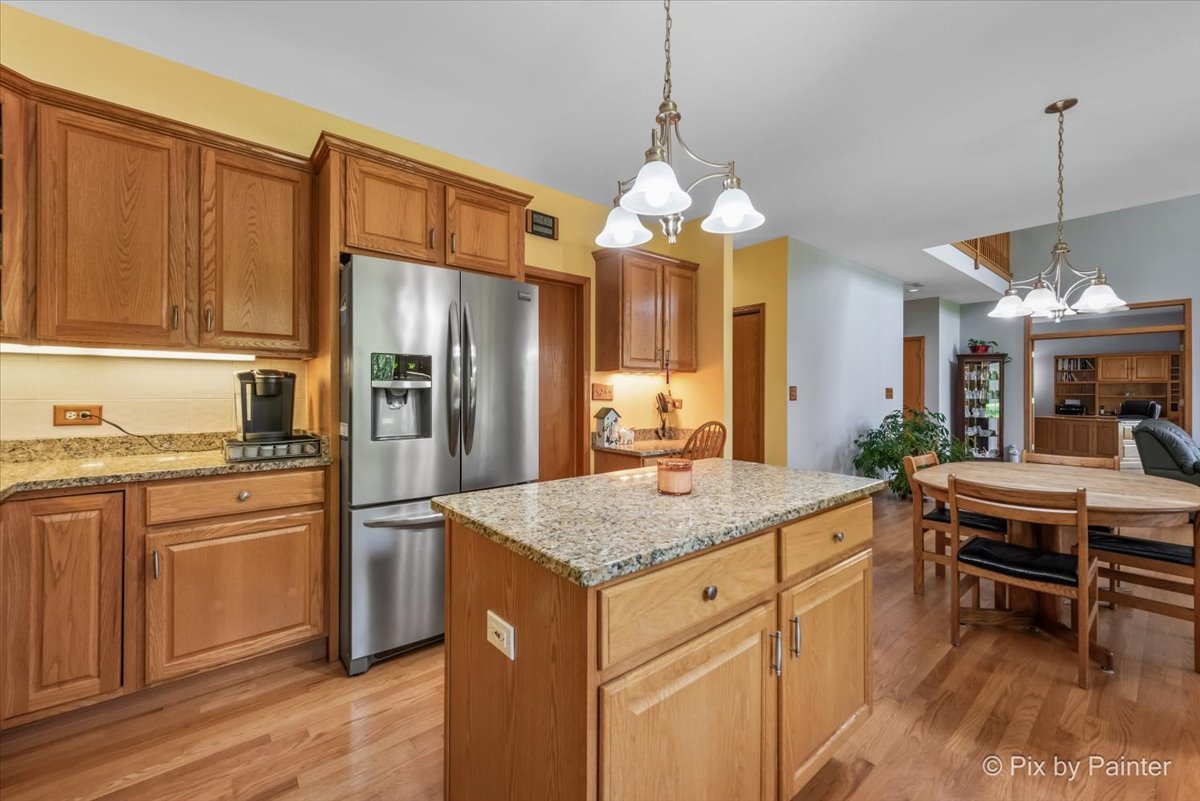 10620 Red Hawk Lane Spring Grove, IL 60071 - Photo 22 of 68 Gallery Image 22