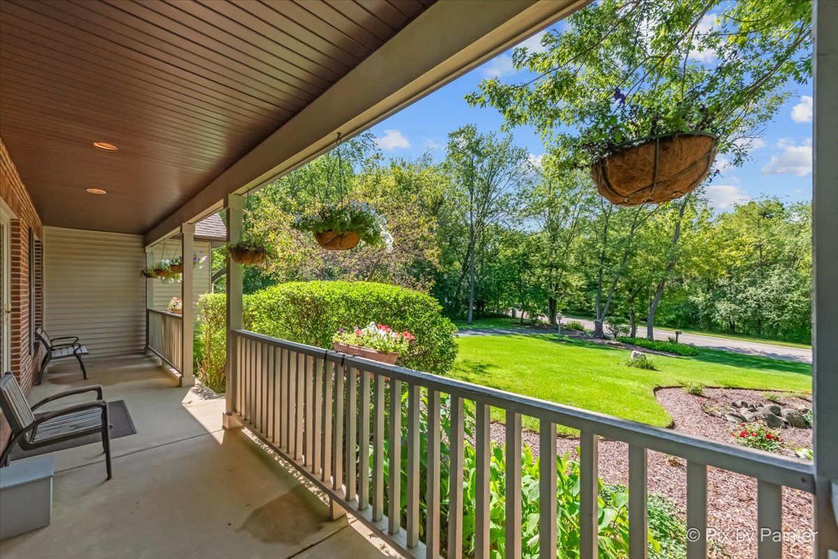 10620 Red Hawk Lane Spring Grove, IL 60071 - Photo 3 of 68 Gallery Image 3