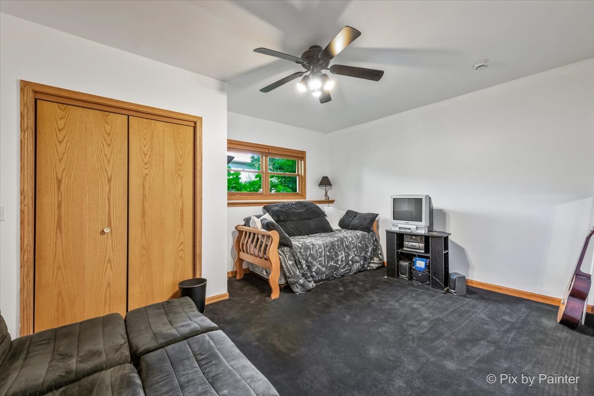 10620 Red Hawk Lane Spring Grove, IL 60071 - Photo 39 of 68 Gallery Image 39