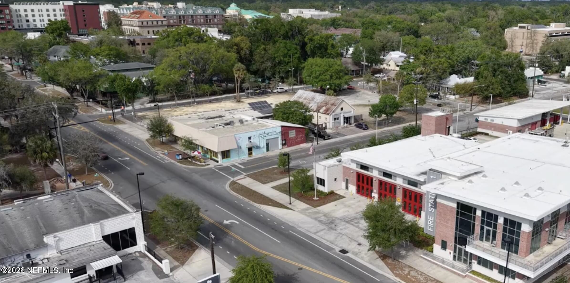 427 South Main Street Gainesville, FL 32601 - Photo 9 of 11 an aerial view of residential houses with outdoor space