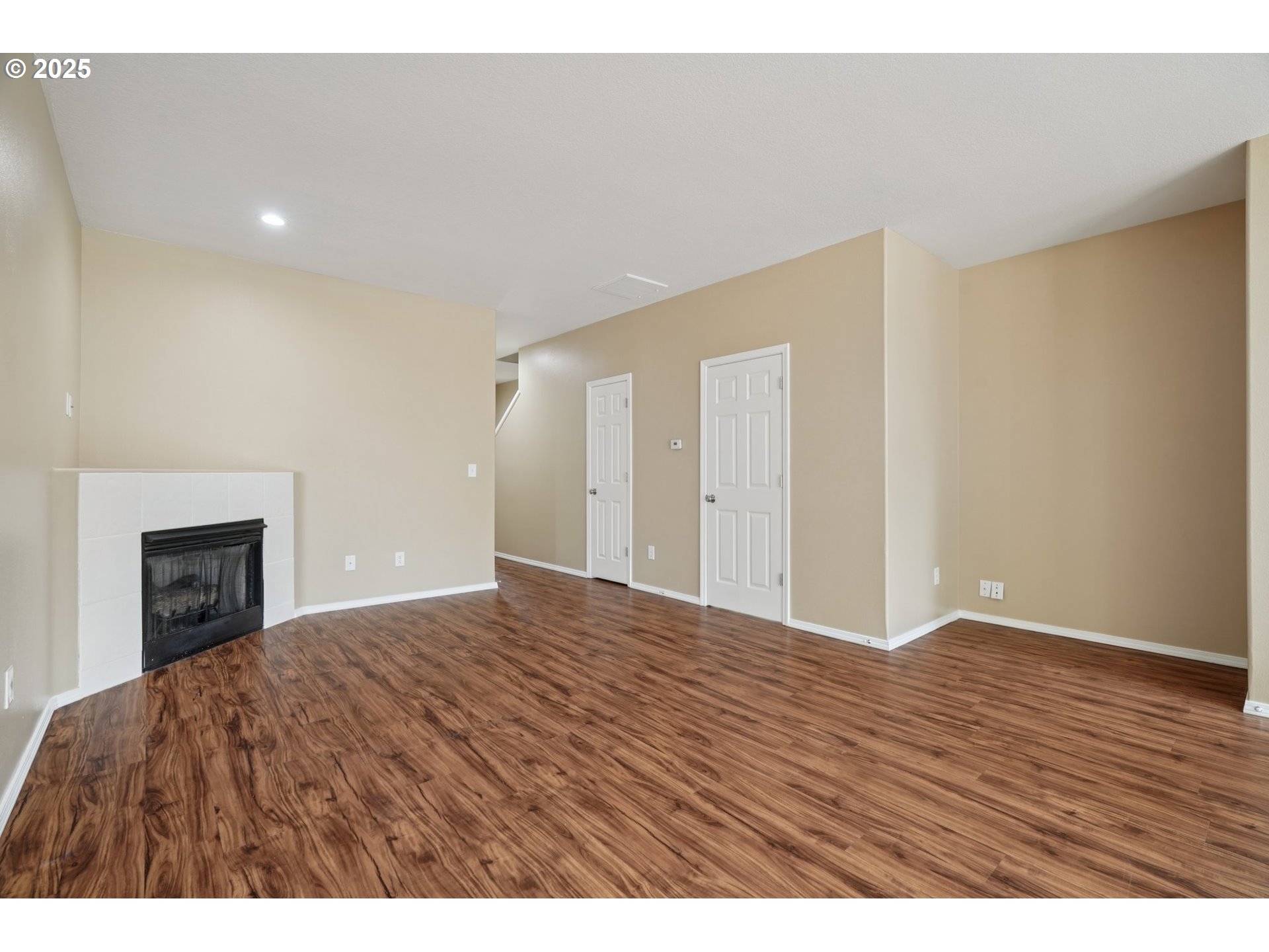 5960 Southeast 15th Loop Gresham, OR 97080 - Photo 11 of 45