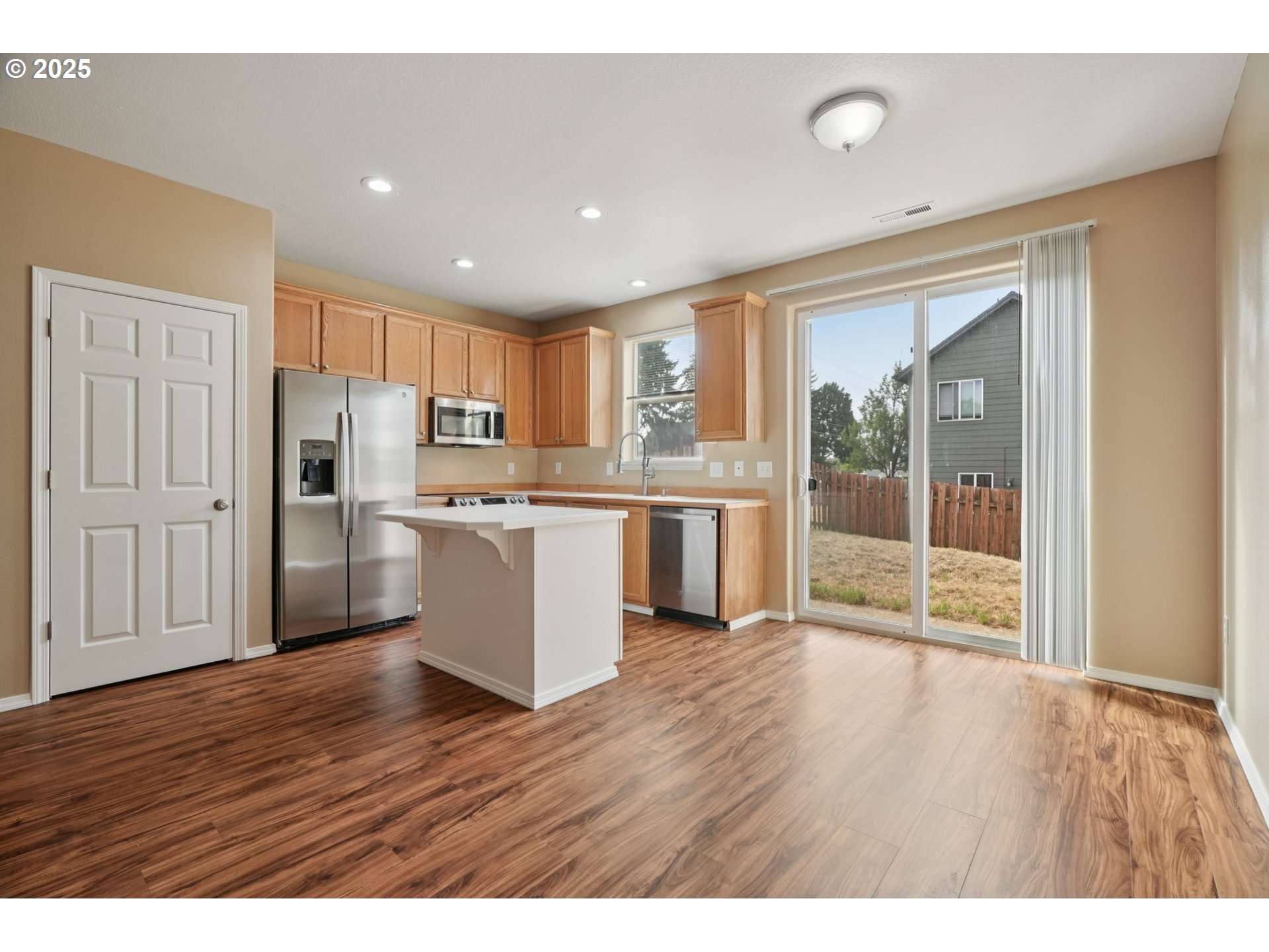 5960 Southeast 15th Loop Gresham, OR 97080 - Photo 16 of 45