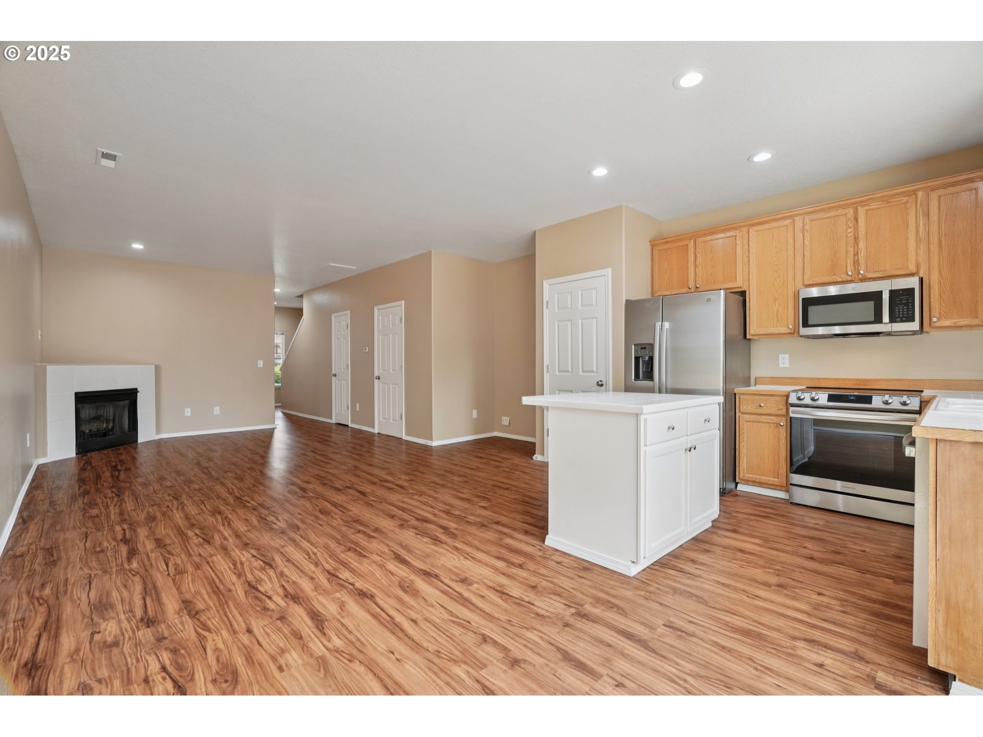 5960 Southeast 15th Loop Gresham, OR 97080 - Photo 17 of 45