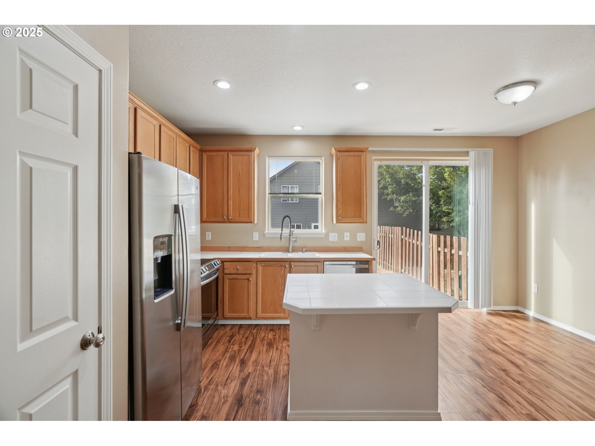 5960 Southeast 15th Loop Gresham, OR 97080 - Photo 20 of 45