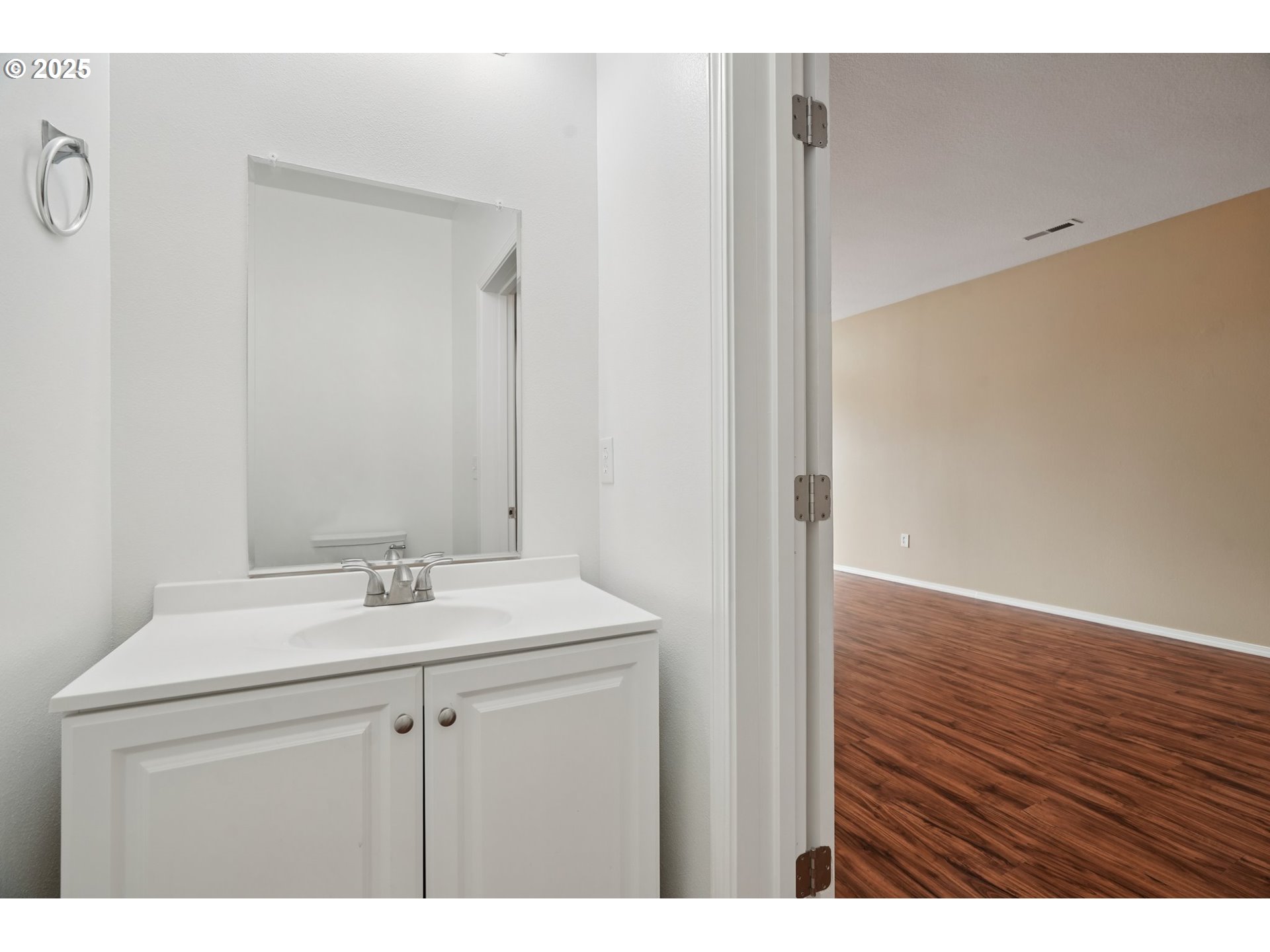 5960 Southeast 15th Loop Gresham, OR 97080 - Photo 23 of 45