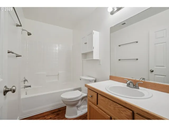 $339,900 | 5960 Southeast 15th Loop, Gresham, OR 97080