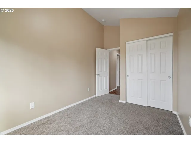 $339,900 | 5960 Southeast 15th Loop, Gresham, OR 97080