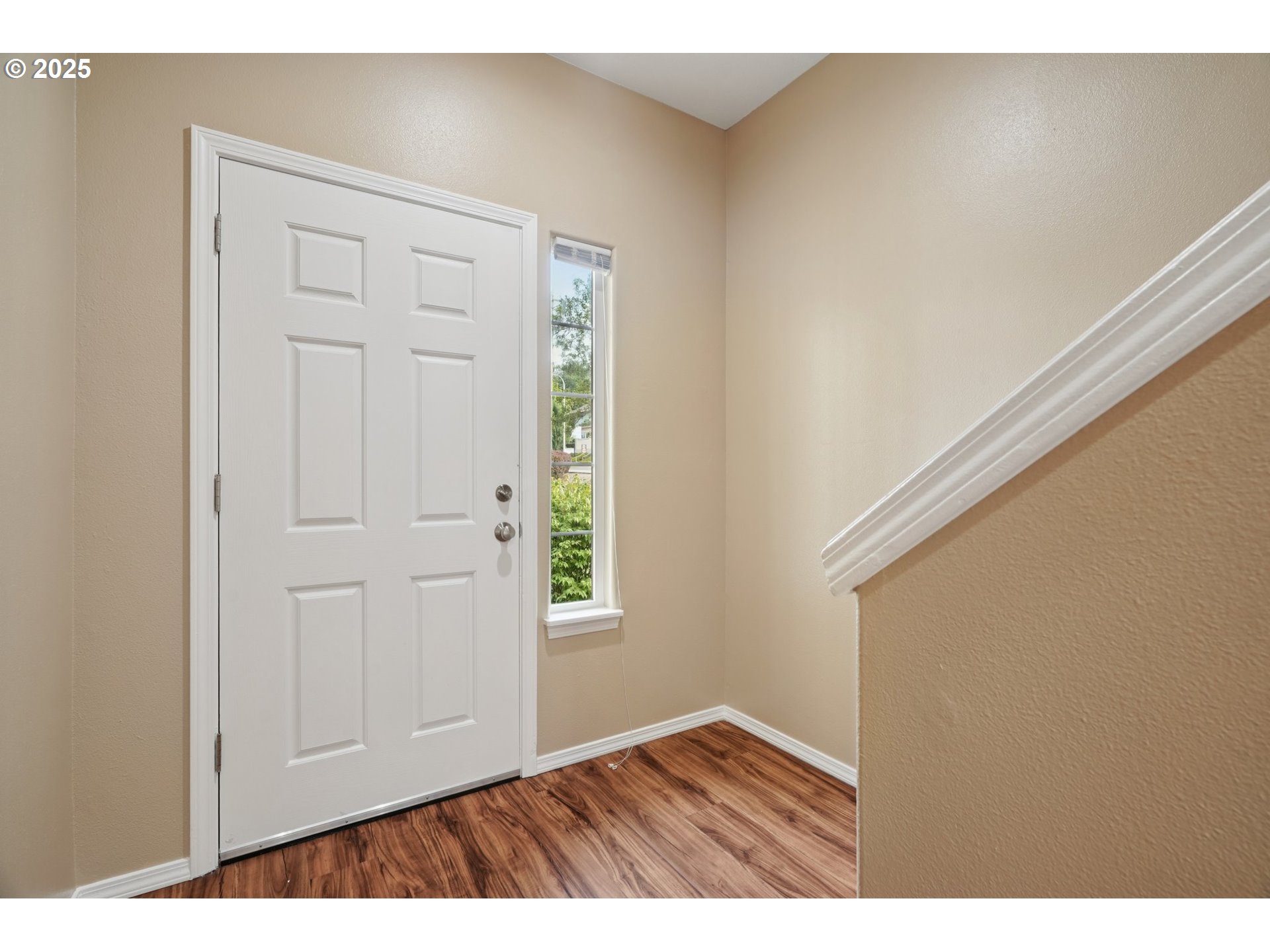 5960 Southeast 15th Loop Gresham, OR 97080 - Photo 6 of 45