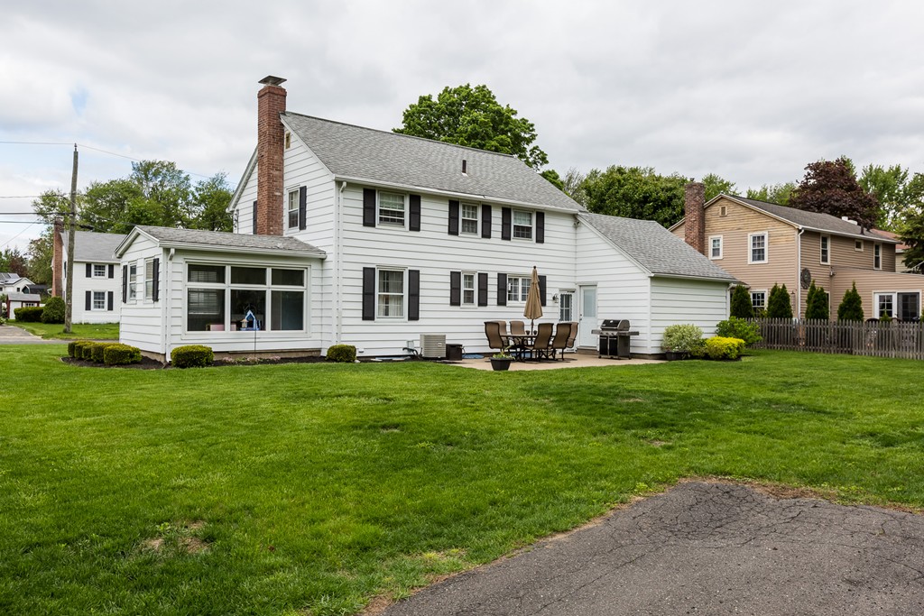 127 Reed Street Agawam, MA 01001 - Photo 4 of 30 Gallery Image 4