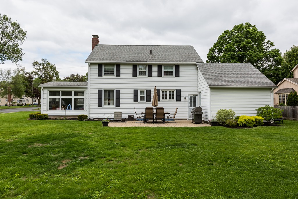 127 Reed Street Agawam, MA 01001 - Photo 5 of 30 Gallery Image 5