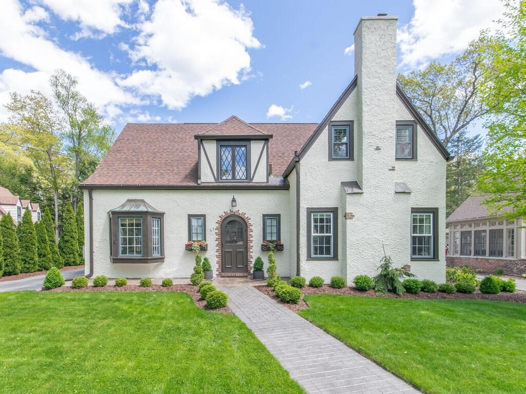 67 Dover Road Longmeadow, MA 01106 - Photo 1 of 42 Gallery Image 1