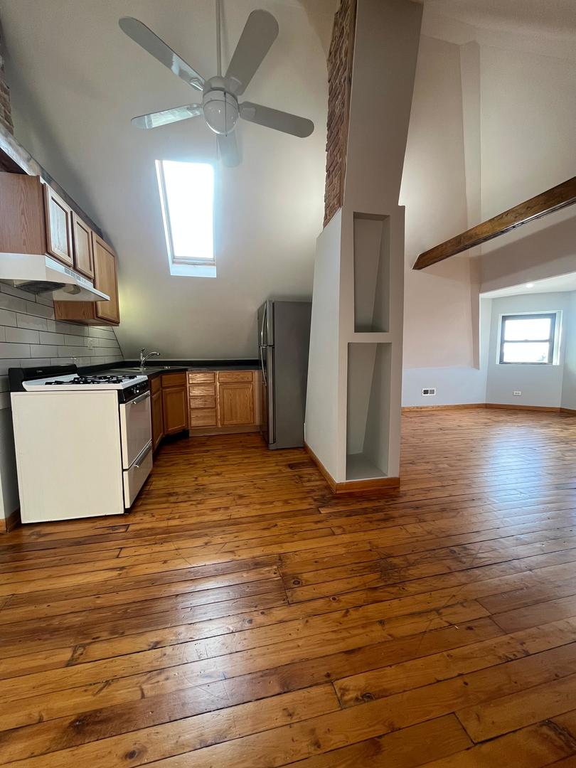 2519 South Millard Avenue, Unit 4 Chicago, IL 60623 - Photo 5 of 11