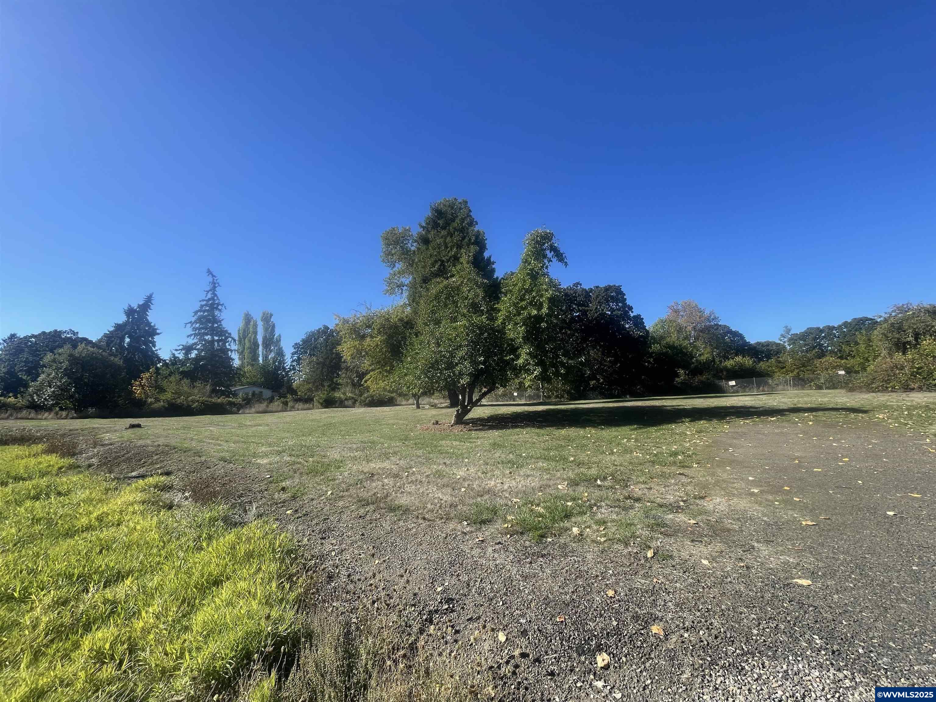 200 North Gun Club Road Independence, OR 97351 - Photo 2 of 5