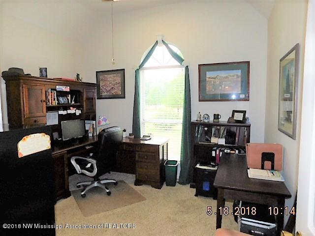9530 Quail Road Olive Branch, MS 38654 - Photo 14 of 29 Office