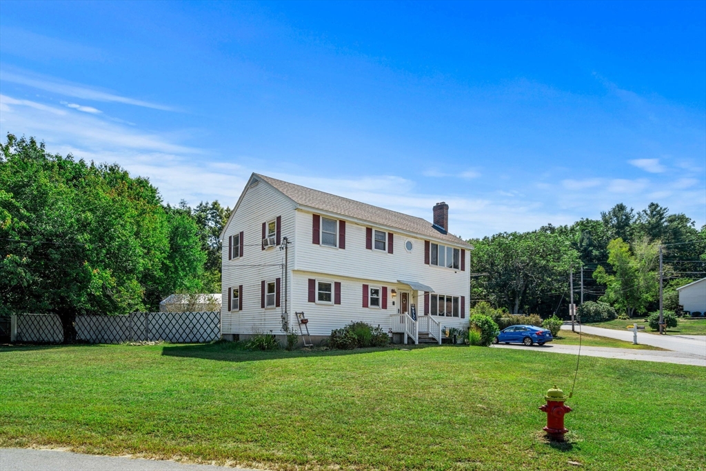 1 Staunton Road Groveland, MA 01834 - Photo 1 of 36 Gallery Image 1