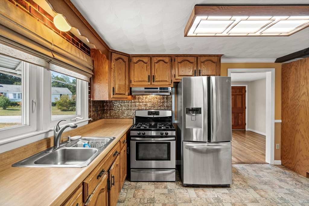 1 Staunton Road Groveland, MA 01834 - Photo 14 of 36 Gallery Image 14