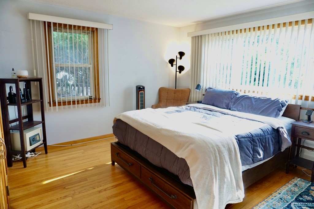 21 Chalmers Street Springfield, MA 01118 - Photo 18 of 27 Gallery Image 18