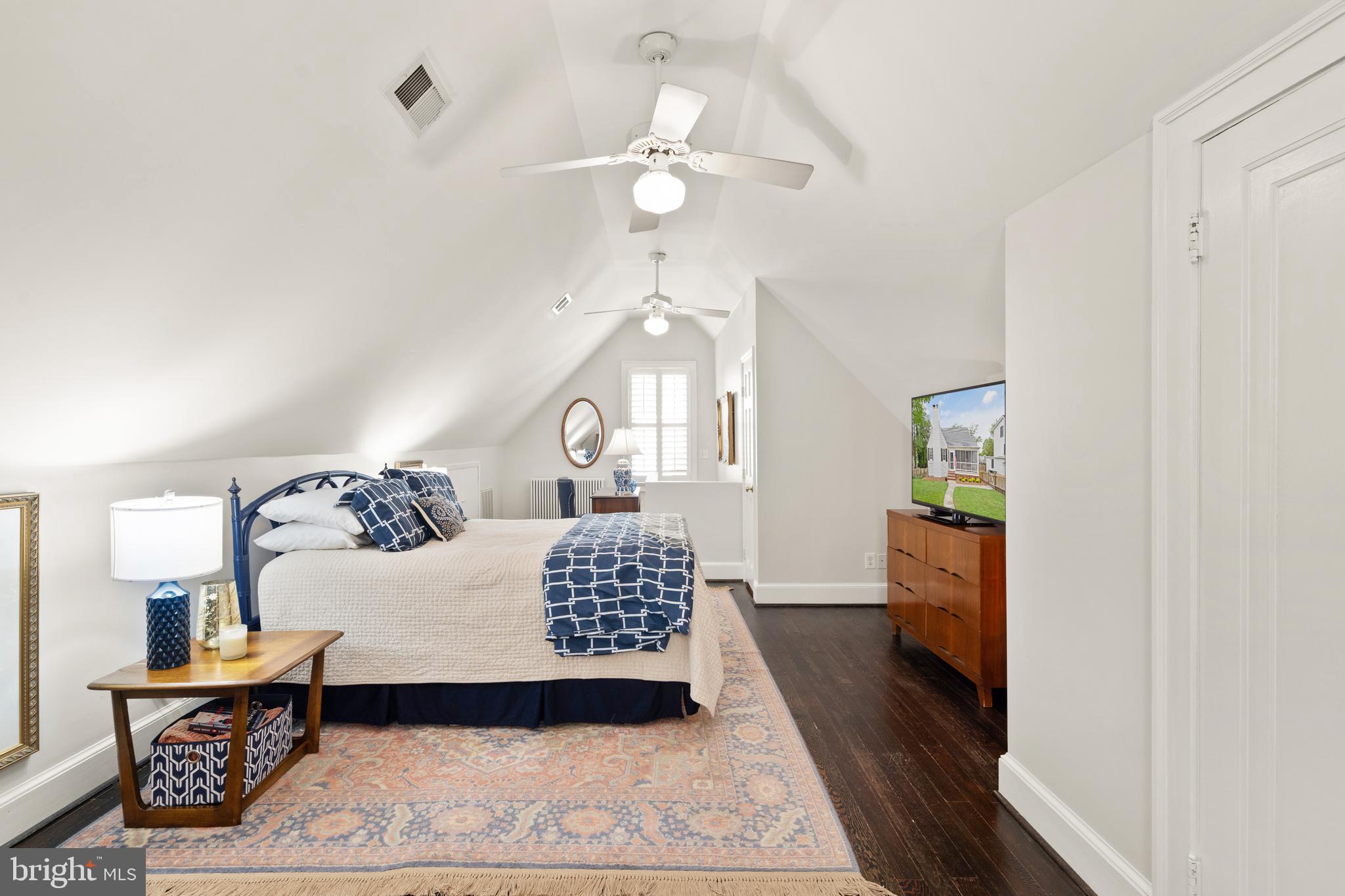 2712 South Arlington Ridge Road Arlington, VA 22206 - Photo 21 of 41 Primary bedroom suite spans the entire upper level