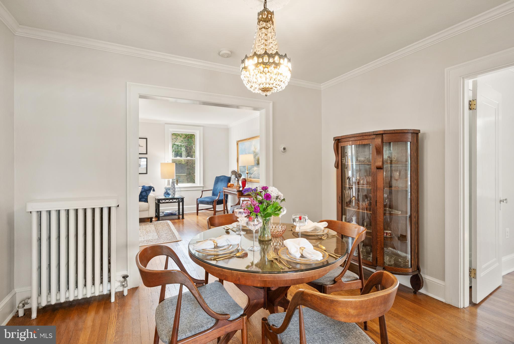 2712 South Arlington Ridge Road Arlington, VA 22206 - Photo 10 of 41 Dining room