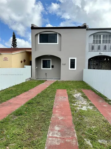 $3,100 | 7157 West 19th Court, Unit 7157, Hialeah, FL 33014