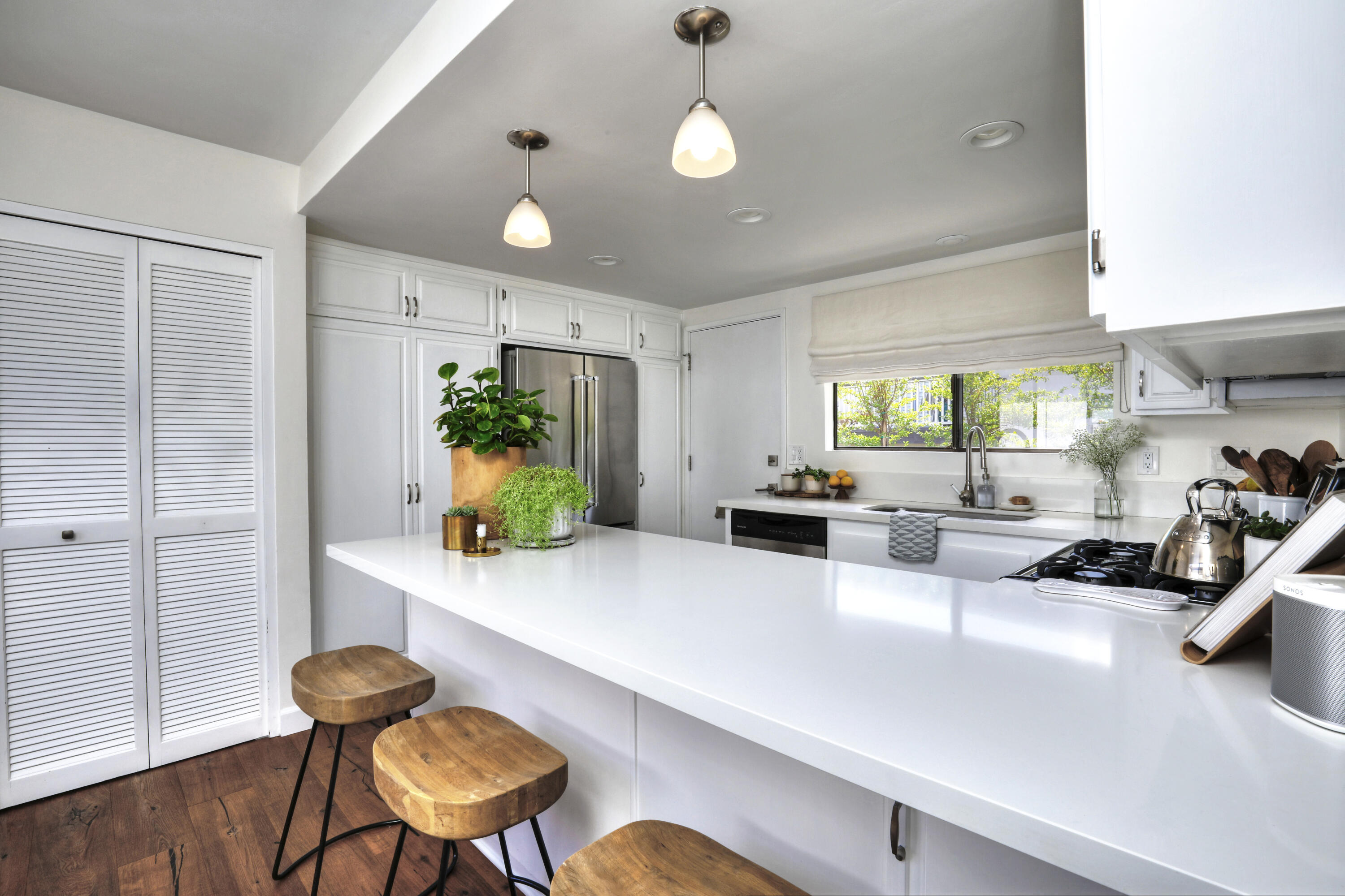 897 Cieneguitas Road Santa Barbara, CA 93110 - Photo 8 of 19 Kitchen